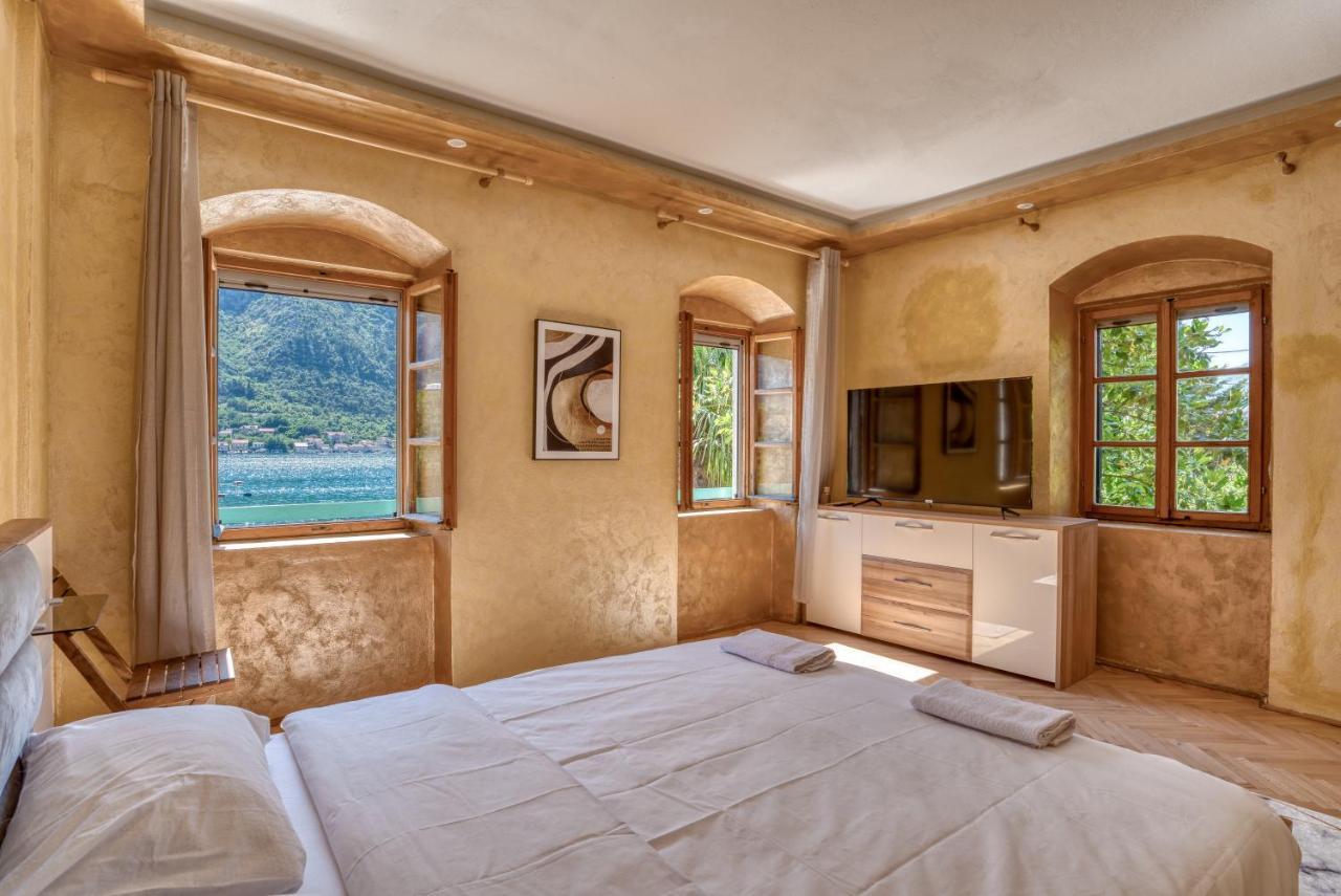 Stone Home Kotor Dobrota Exterior photo
