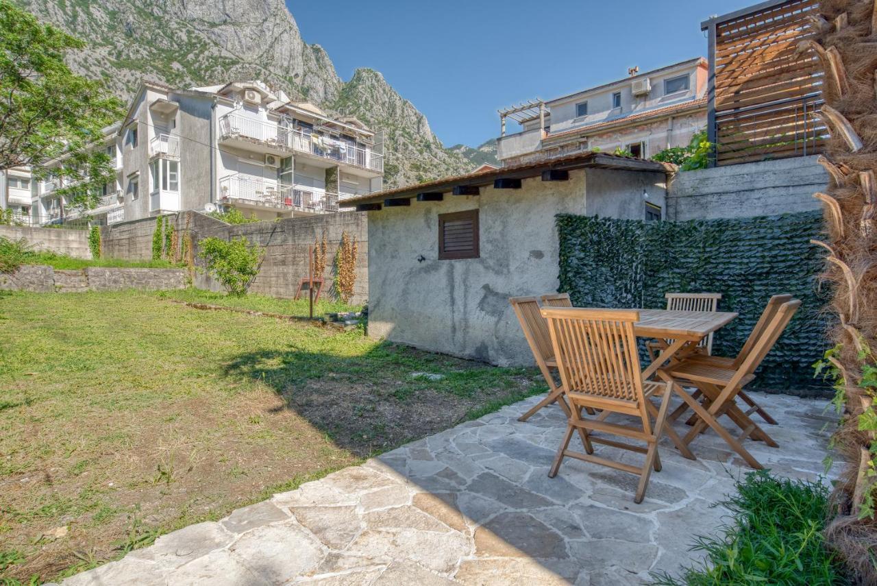 Stone Home Kotor Dobrota Exterior photo
